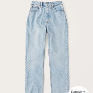 Curve Love Ultra High Rise 90s Straight Jean